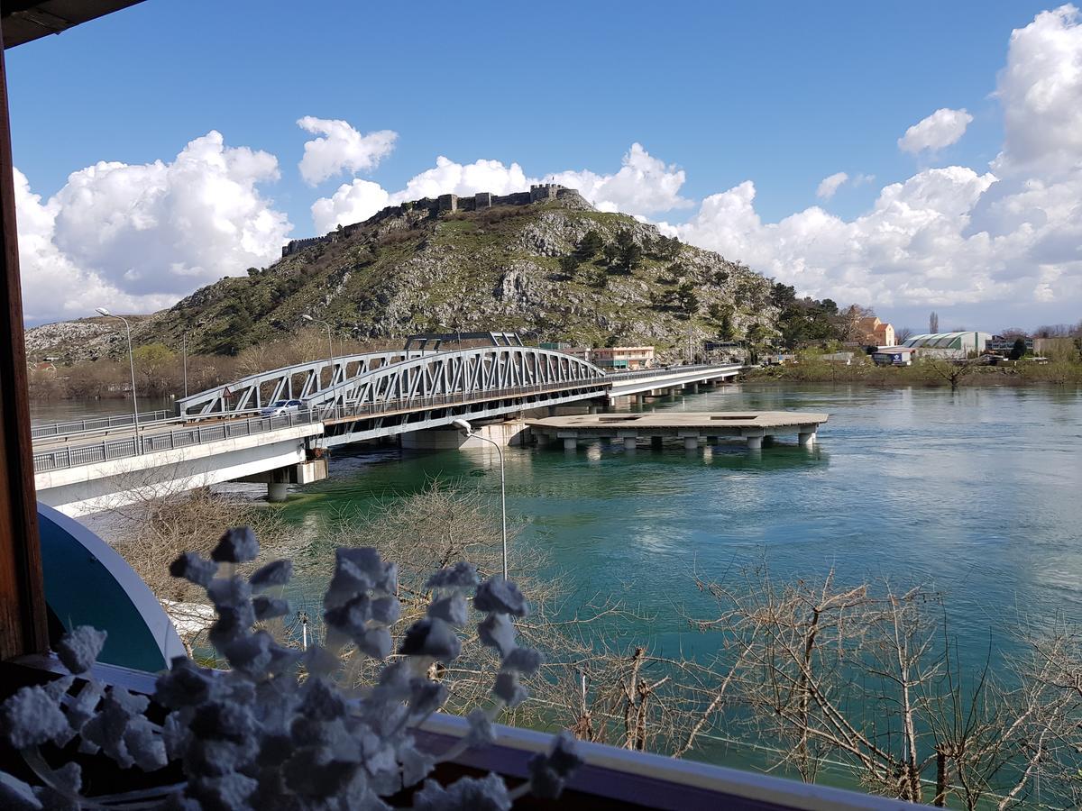 Hotel Vataksi Shkodra Kültér fotó